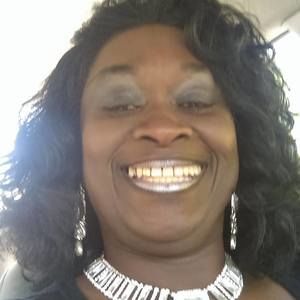 Meet your Posher, Carol